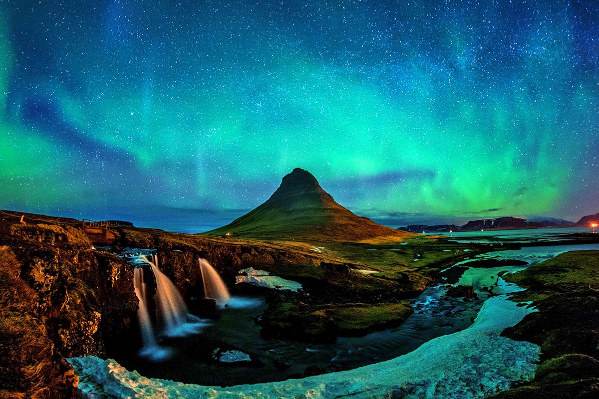 冰島藍鑽極光｜飛越冰與火．天空秘境雙溫泉．鑽石藍冰洞10日