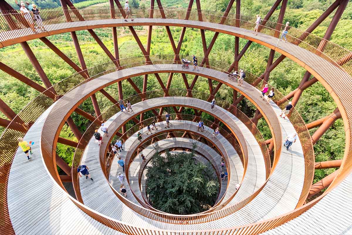 挪威．丹麥｜北歐美學工藝．森林之塔．悠遊三峽灣．聖壇岩13日