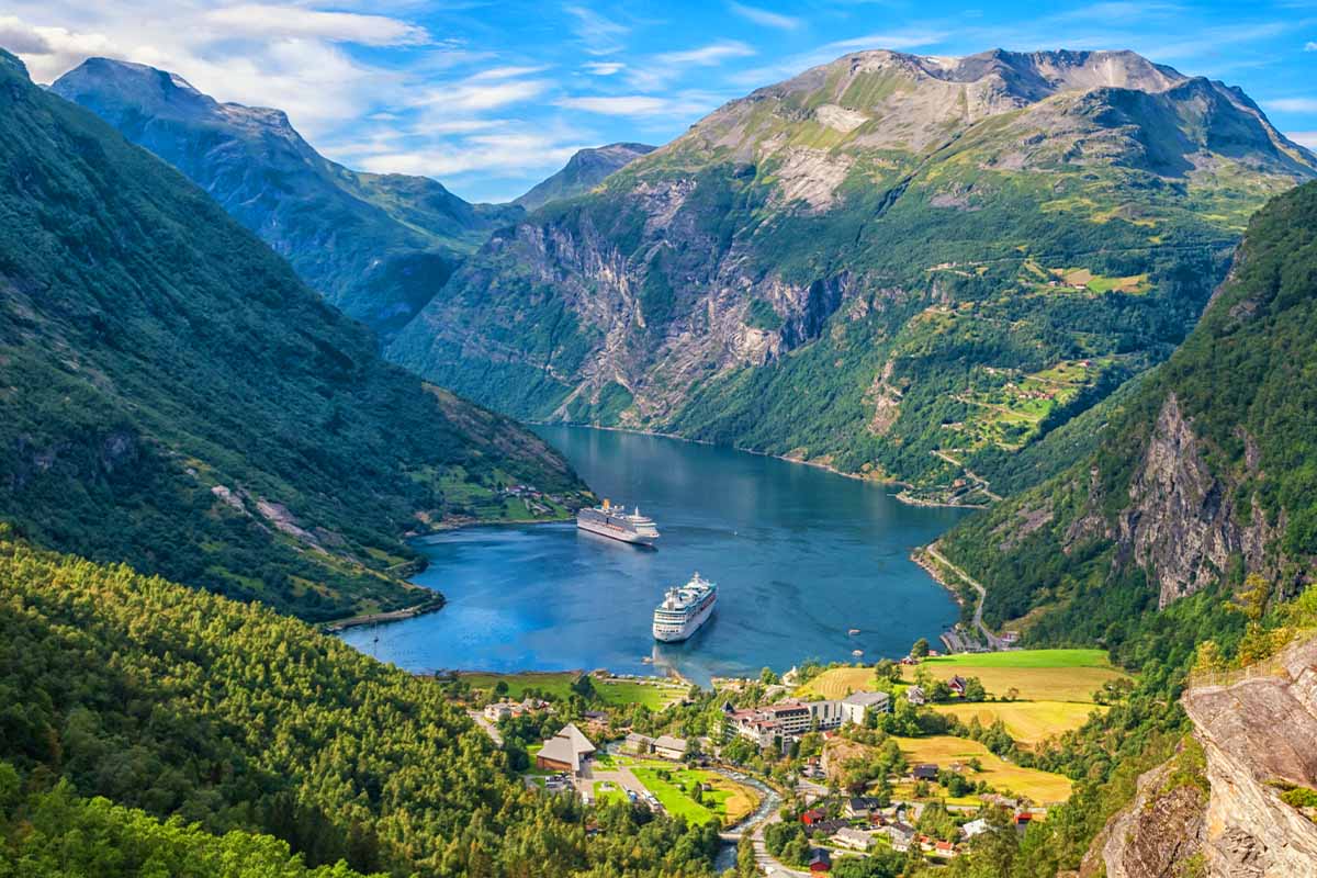 北歐四國．峽灣之都．雙遊船．經典三峽灣全覽13日