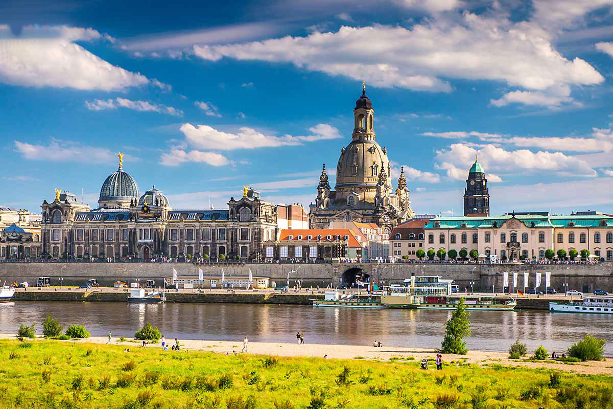 德意志全覽13日